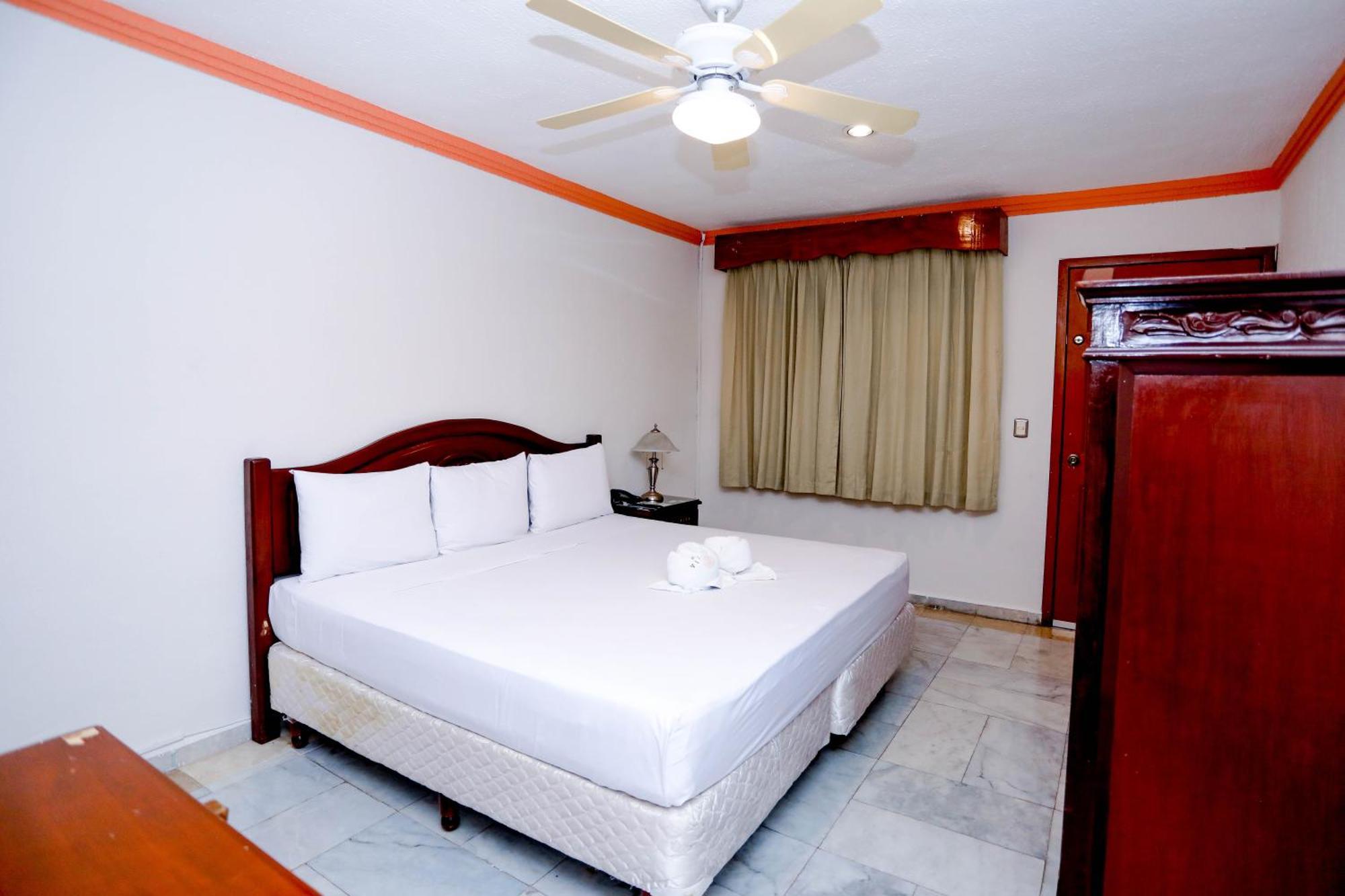 Hotel Avenida Cancún Exteriör bild